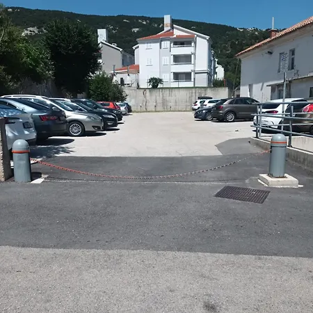 Submarine Apartment Baska (Krk)