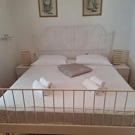 Submarine * باشْكا